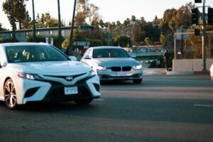 Tucson, AZ – Car Crash on N 1st Ave Results in Injuries